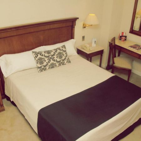 Howard Johnson Hotel 9 De Julio Avenue Buenos Aires Exterior foto